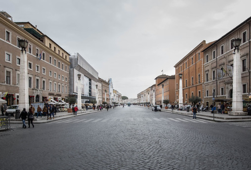 Italian-boulevard