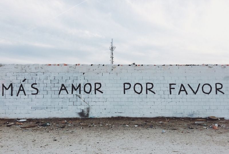 Mas amor por favor