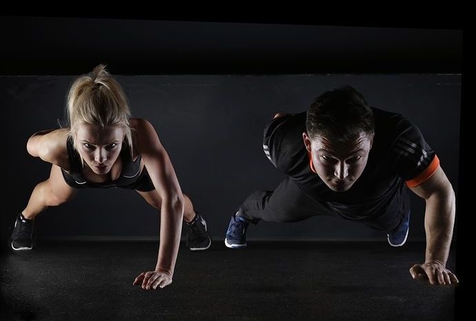 one arm pushup