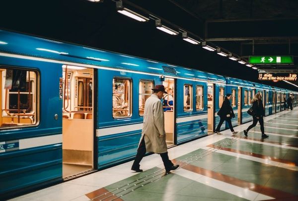 Getting Around: French Vocab to Help You on Public Transit