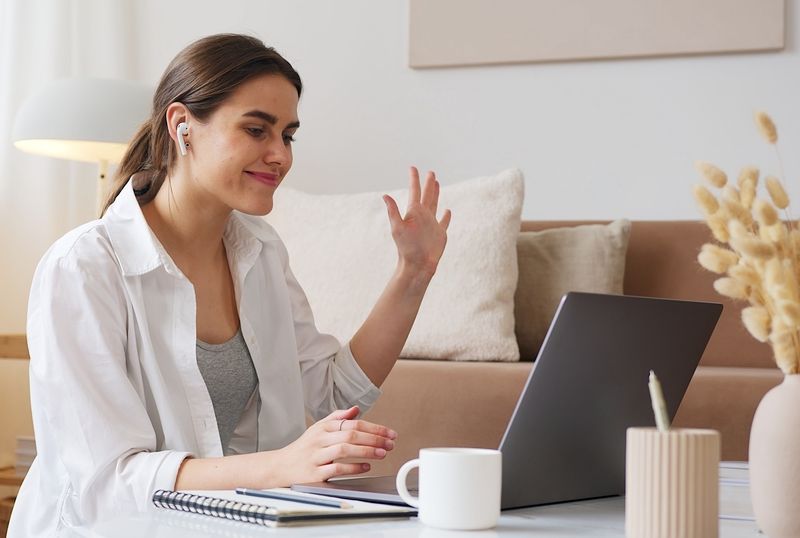 woman speaking to someone online